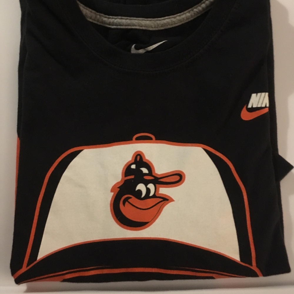 Nike Baltimore Orioles Mascot Shirt Large
